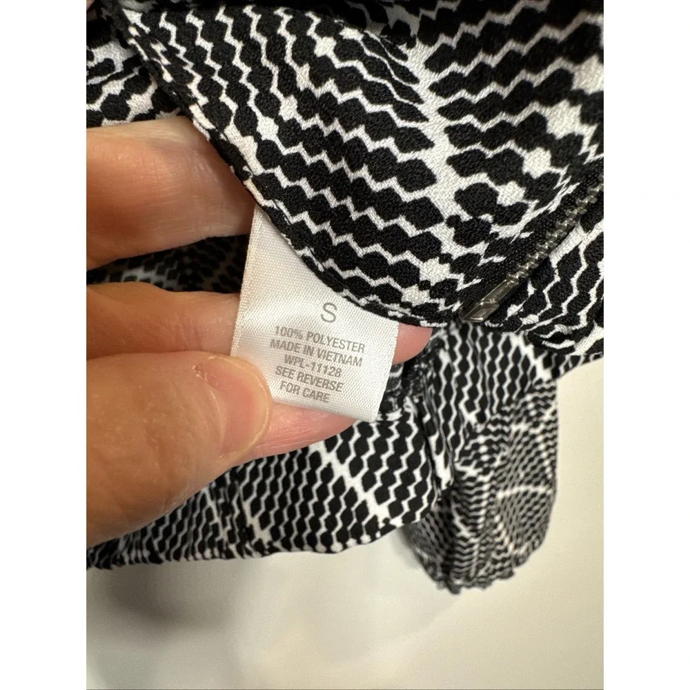 Roz & Ali Jacket Women's Medium M Black White Moto Blazer Geometric Long Sleeves
